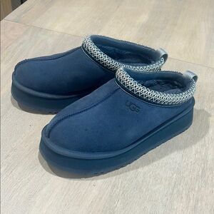 UGG Tazz Platform Slippers in Desert Blue